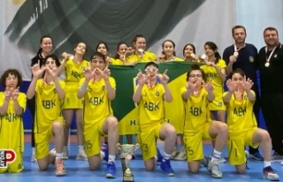 Başak Koleji Korfbol Takımı namağlup şampiyon...