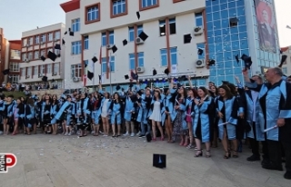 Ziraat Fakültesi'nde mezuniyet coşkusu