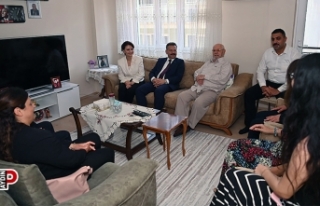 Vali Aksoy, bayramda şehit ve gazileri unutmadı