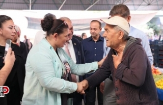 Başkan Çerçioğlu, Sultanhisar Pazarı’nda vatandaşlarla...