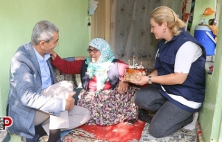 Başkan Kaplan'dan yaşlı çınarlara doğum...