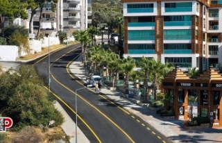 Ege Mahallesi’nde yol seferberliği sürüyor