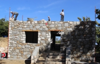 Ege’de taş ustaları kıymete bindi