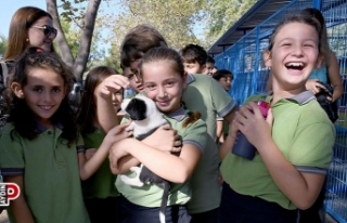 Kuşadası Belediyesi can dostları çocuklarla buluşturdu