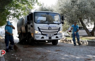 Kuşadası'nda sonbahar temizliği