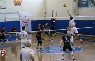 Nazilli Belediyespor, voleybolda Göcek’i mağlup...
