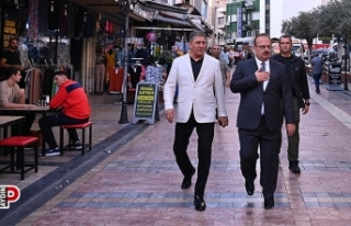 Vali Canbolat, esnafları ziyaret ederek hayırlı...