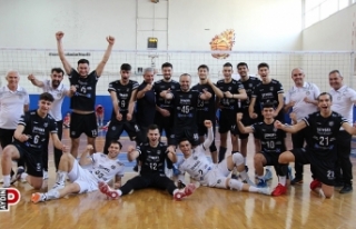 Filenin efeleri set vermeden kazandı