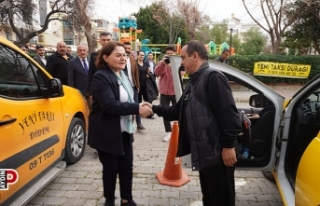 CHP’li Gençay, Atatürk Bulvarı esnafını ziyaret...