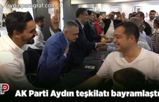 AK Parti Aydın teşkilatı bayramlaştı