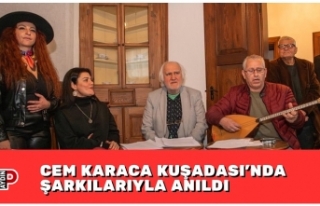 CEM KARACA KUŞADASI’NDA ŞARKILARIYLA ANILDI